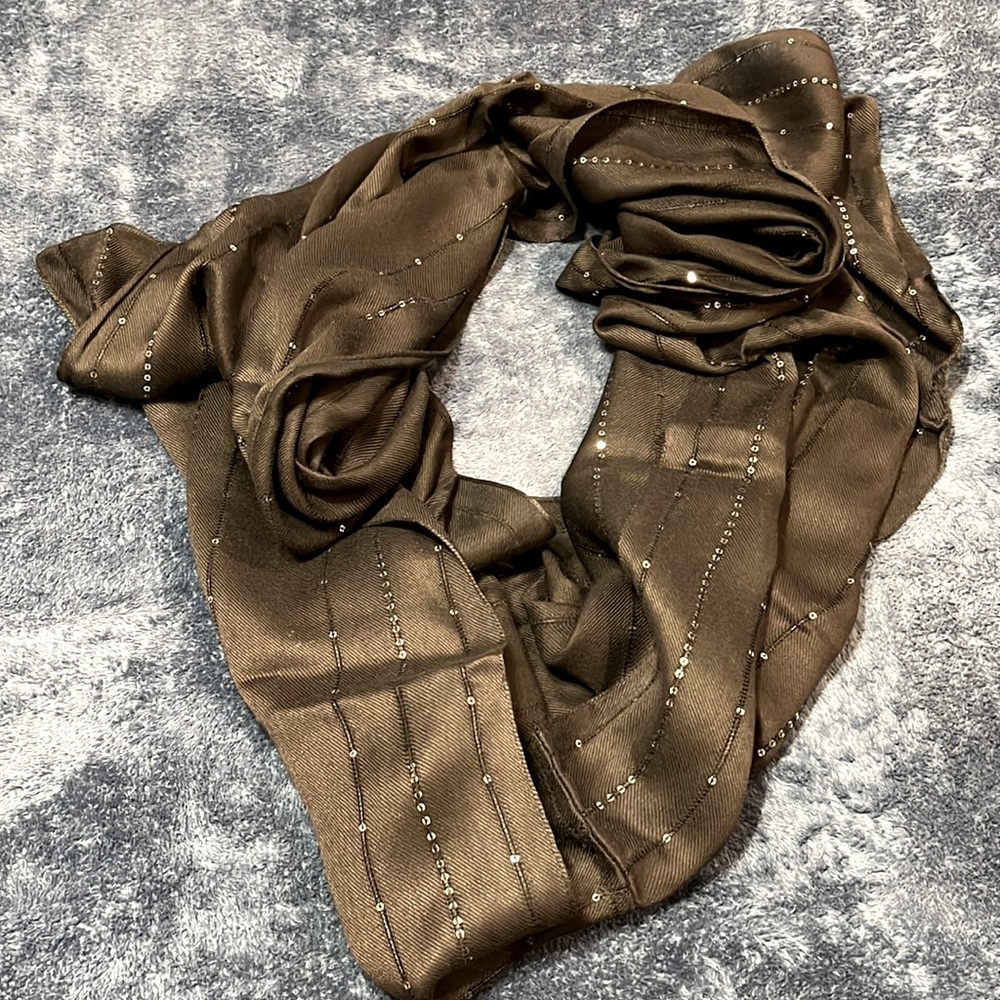 Infinity Scarf - Picture 4 of 4